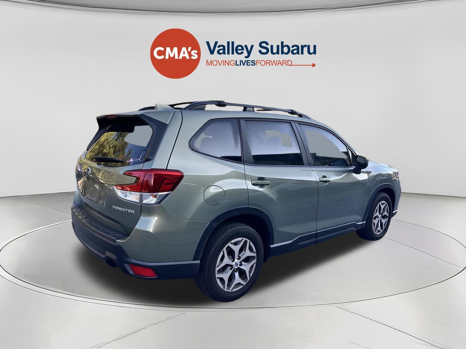 Used 2021 Jasper Green Metallic Subaru Premium image 5