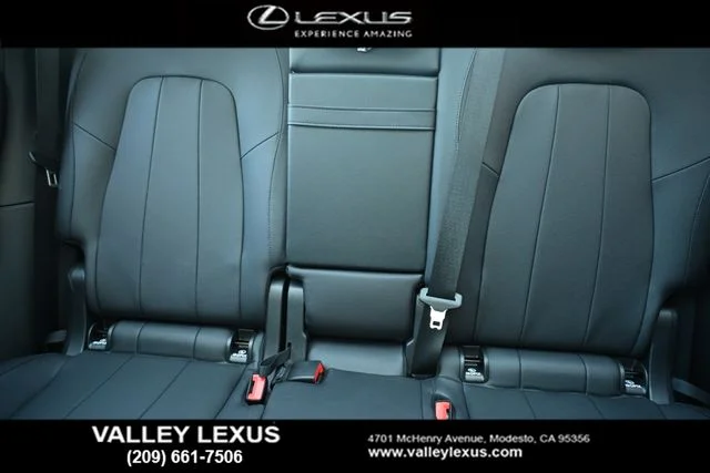 Used 2023 White Mercedes-Benz GLB 250 image 15