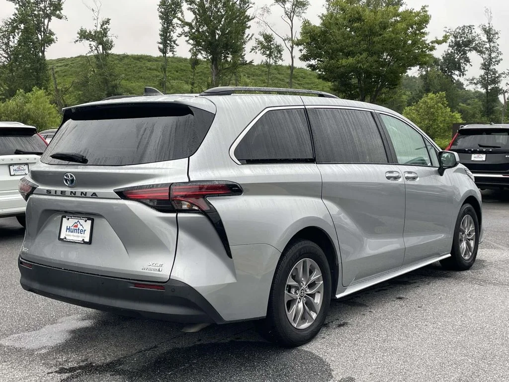 Used 2022 Celestial Silver Metallic Toyota XLE image 27