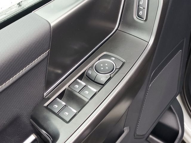 Certified Used 2024 Avalanche Ford XLT image 9