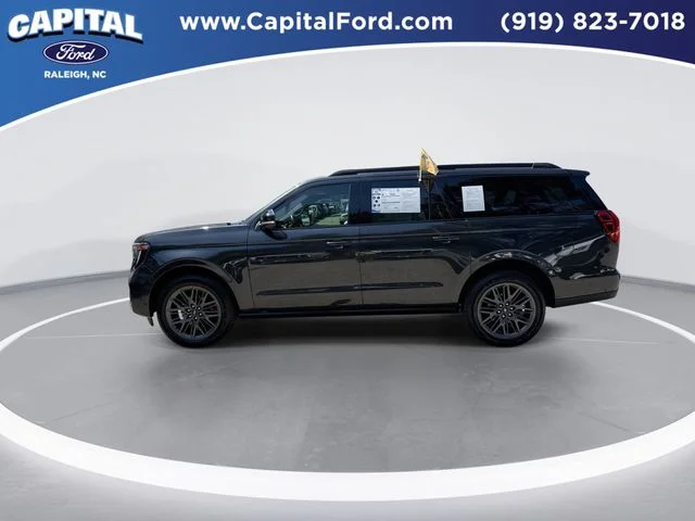 Used 2025 Gray Ford Platinum image 5