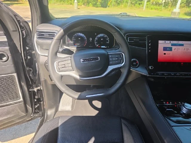 Used 2025 Black Jeep Series II image 15