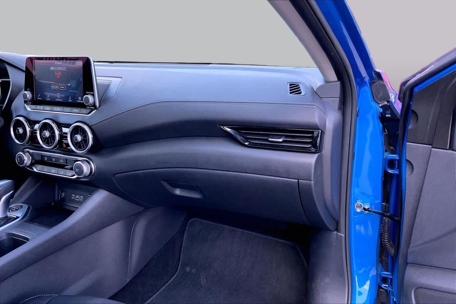 Used 2025 Electric Blue Metallic Nissan SV image 17