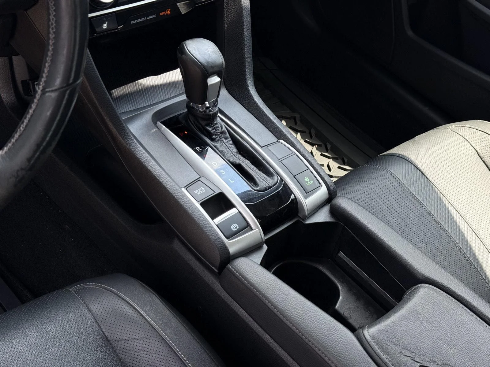 Used 2018 Aegean Blue Metallic Honda EX-L image 13
