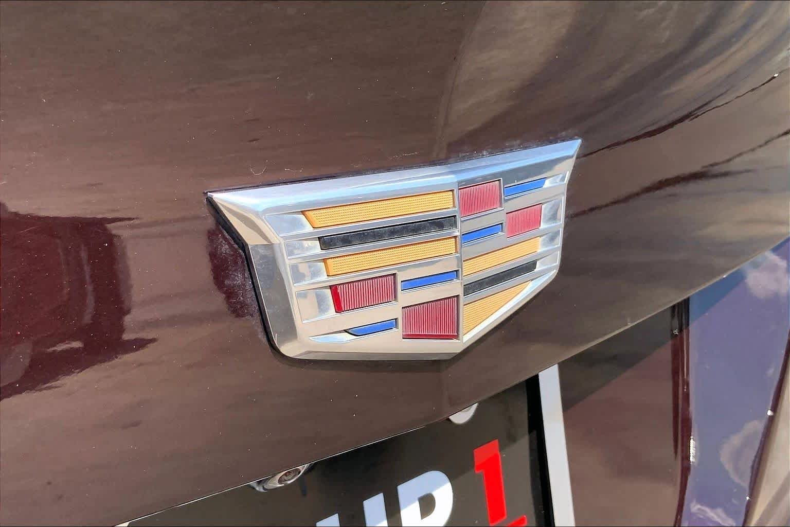 Used 2021 Garnet Metallic Cadillac FWD Premium Luxury image 10