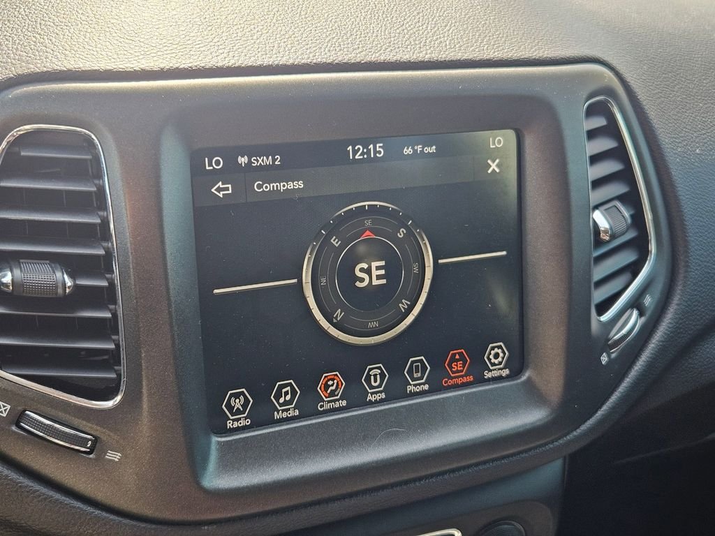 Used 2020 Sting-Gray Clearcoat Jeep Trailhawk image 18