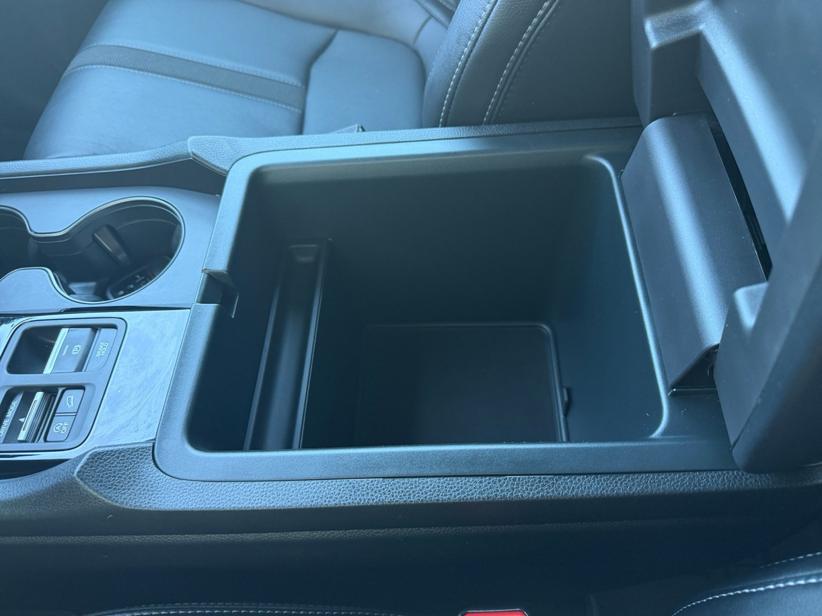 2024 Honda Pilot EX-L - Photo 18
