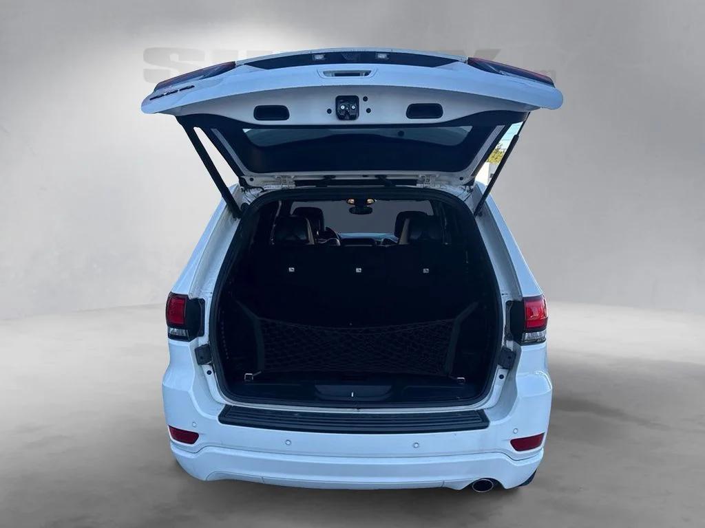 Used 2020 White Jeep Altitude image 22