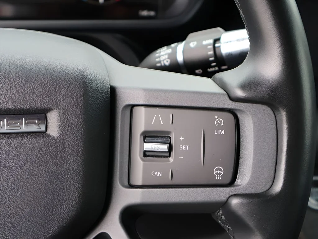 2022 Land Rover Defender X-Dynamic S - Photo 31