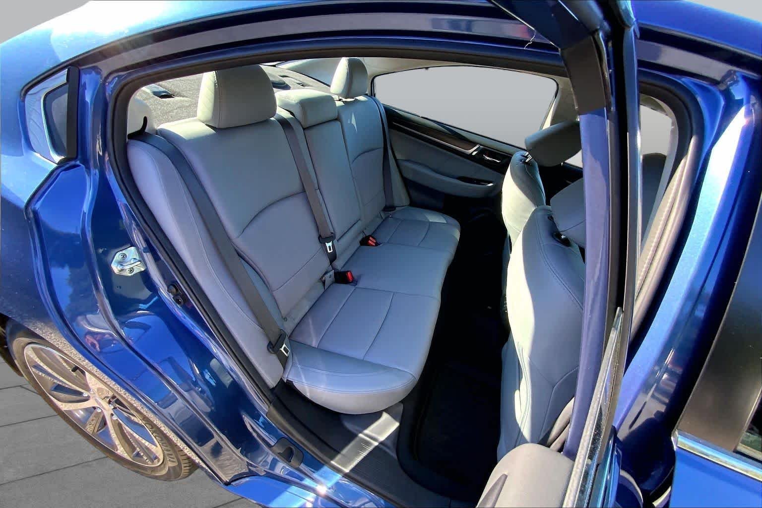 Used 2019 Abyss Blue Pearl Subaru Limited image 17