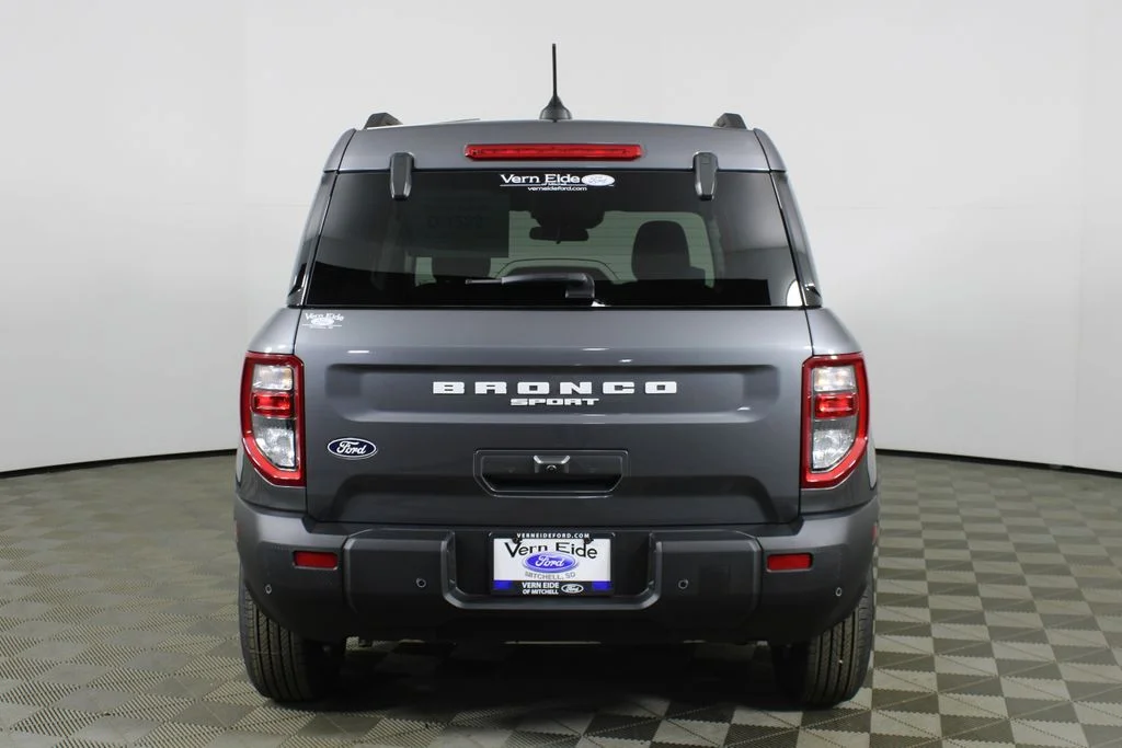New 2026 Carbonized Gray Metallic Ford Big Bend image 6