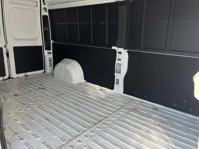 Used 2025 White Ram High Roof image 17
