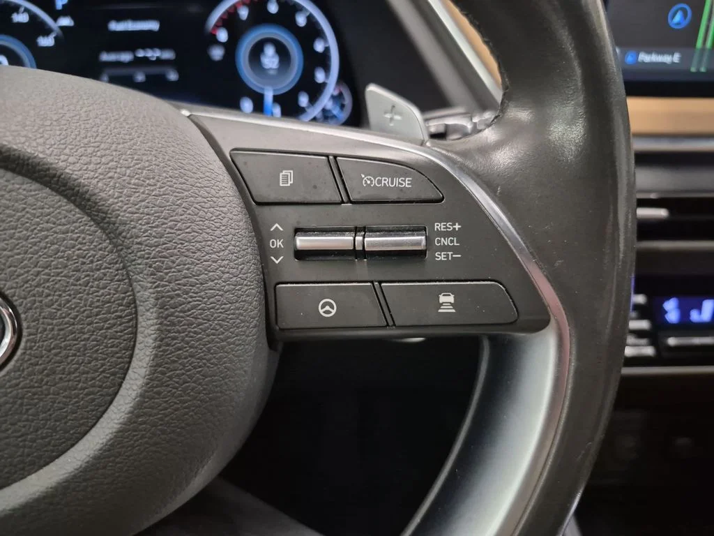 Used 2021 Portofino Gray Hyundai Limited image 25