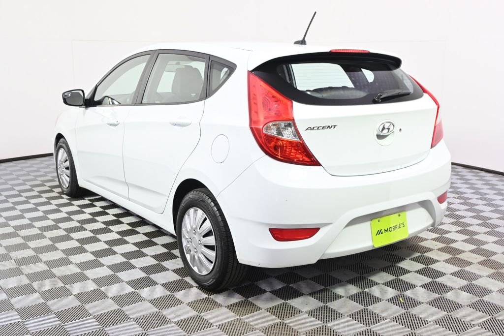 Used 2014 Hyundai Accent SE with VIN KMHCU5AE1EU165074 for sale in St. Louis Park, Minnesota