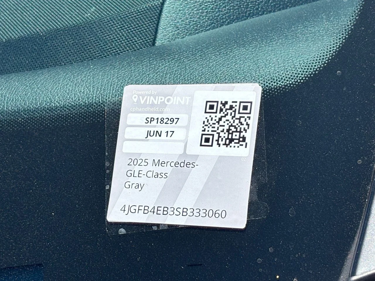 Used 2025 Selenite Gray Metallic Mercedes-Benz GLE 350 image 30