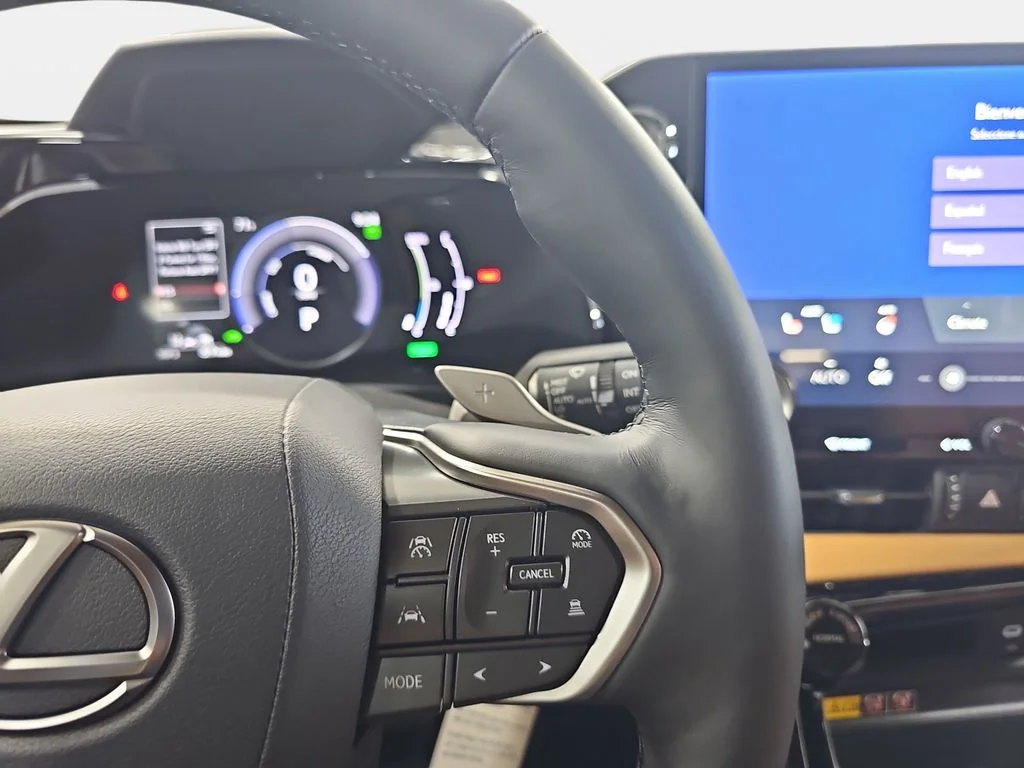 New 2026 Ultra White Lexus PREMIUM PLUS AWD image 17