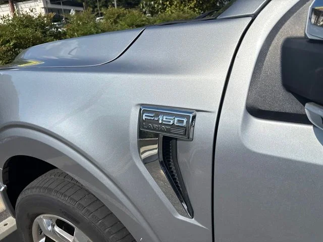 Used 2021 Silver Ford Lariat image 3