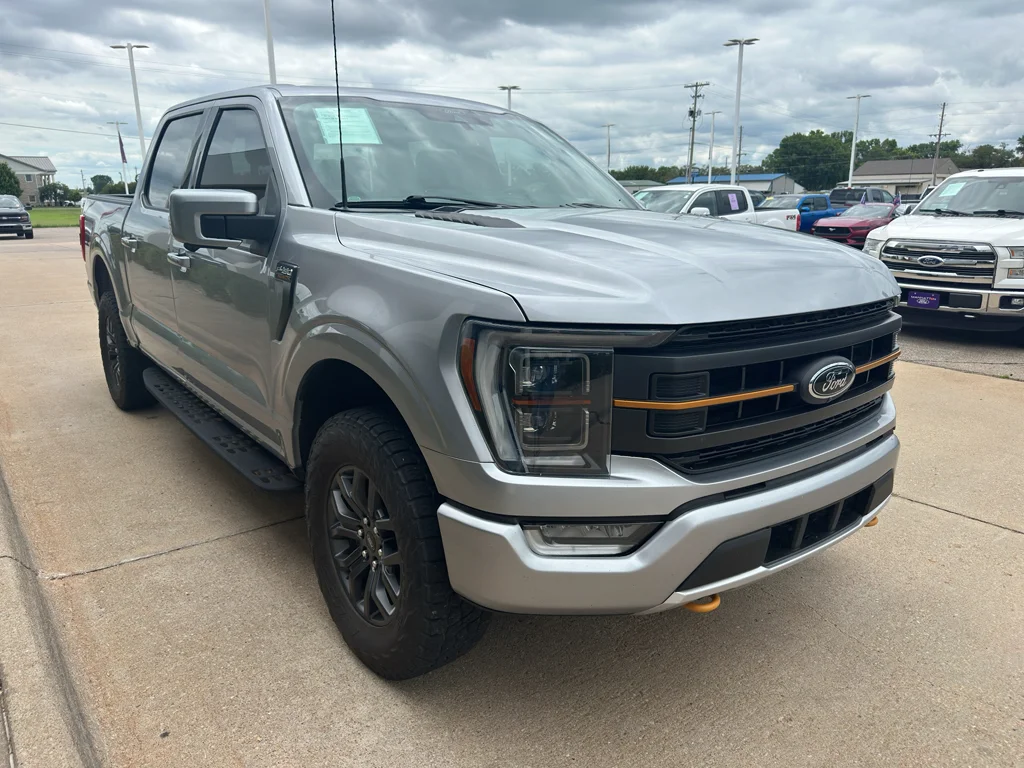 Used 2021 Iconic Silver Metallic Ford Tremor image 2
