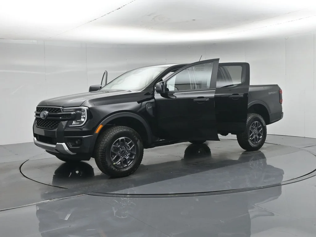 New 2026 Shadow Black Ford XLT image 27
