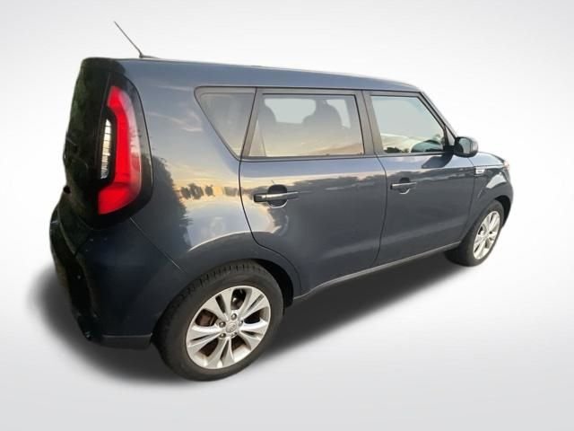 Used 2016 Blue Kia Plus image 8
