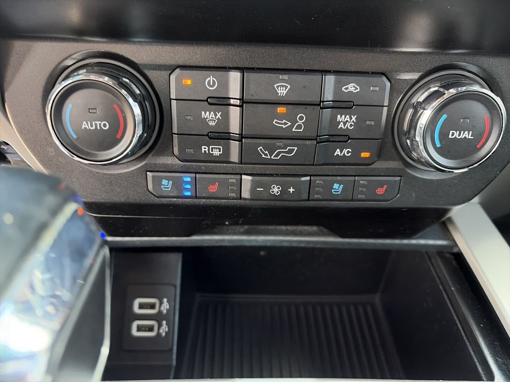 Used 2020 Red Ford Lariat image 24