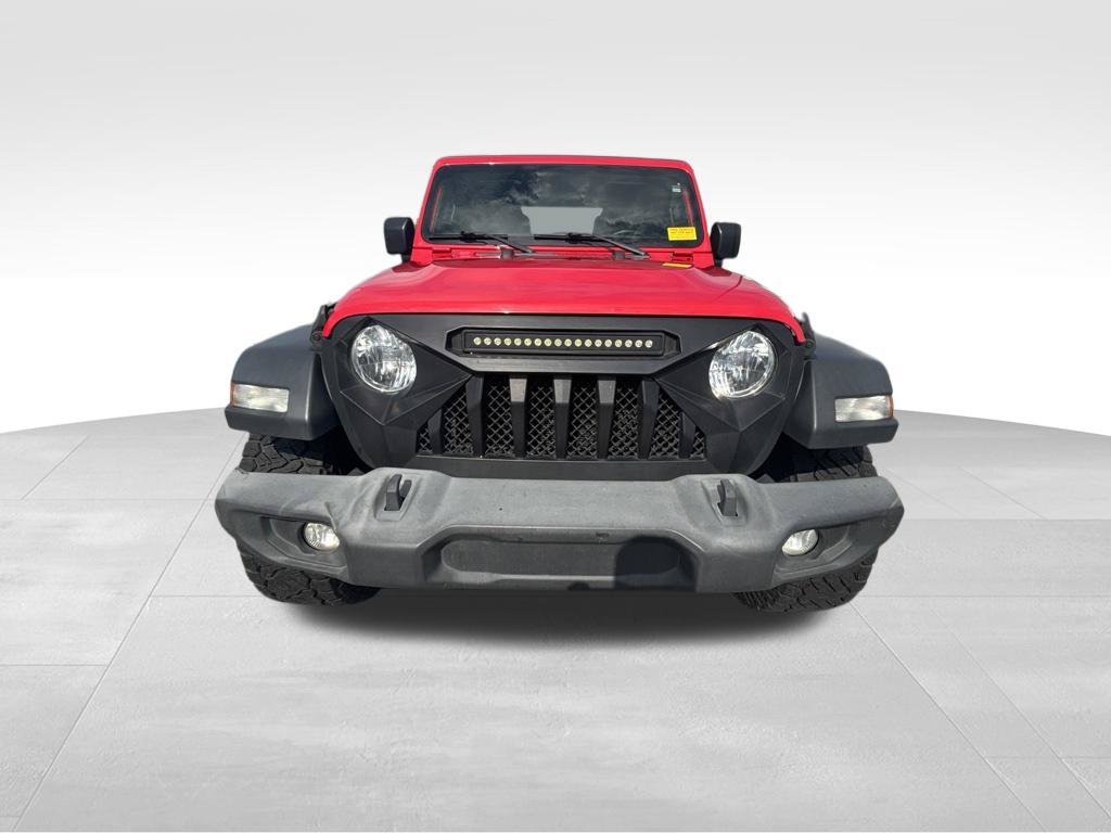 Used 2020 Red Jeep Sport image 9