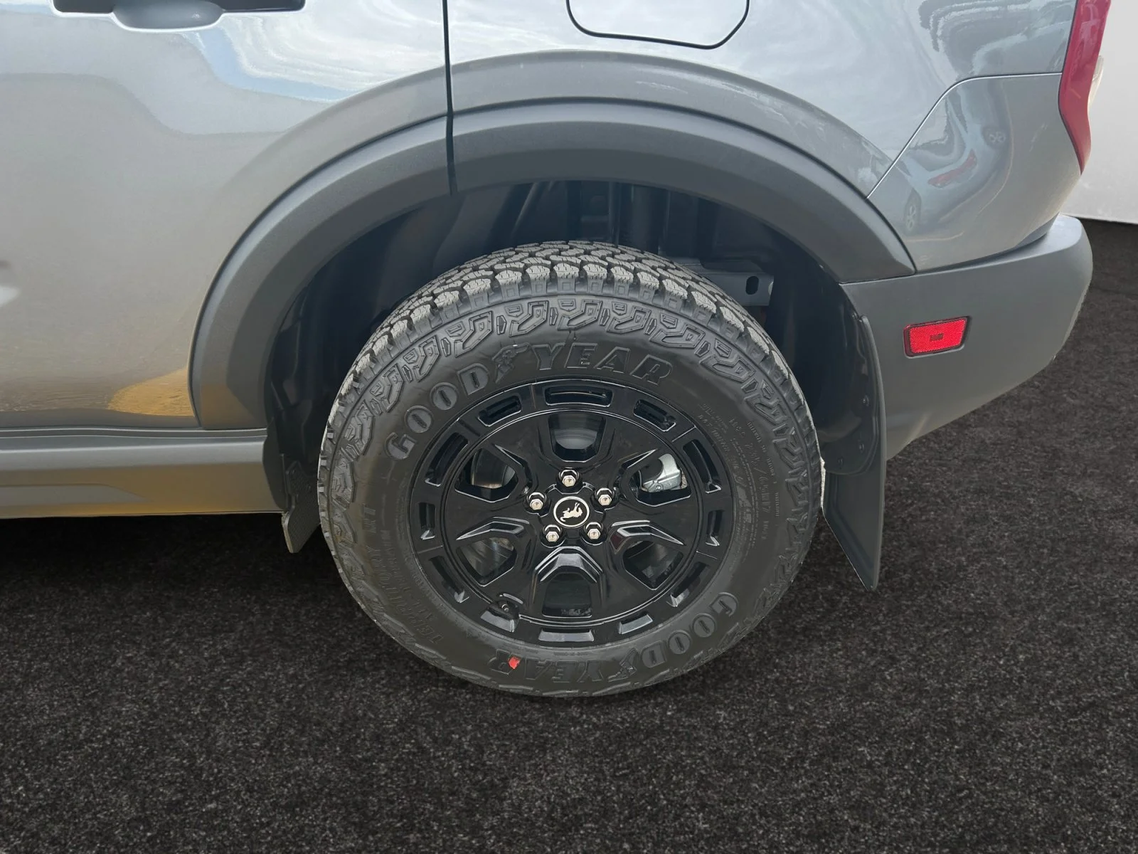 New 2026 Carbonized Grey Metallic Ford Outer Banks image 9