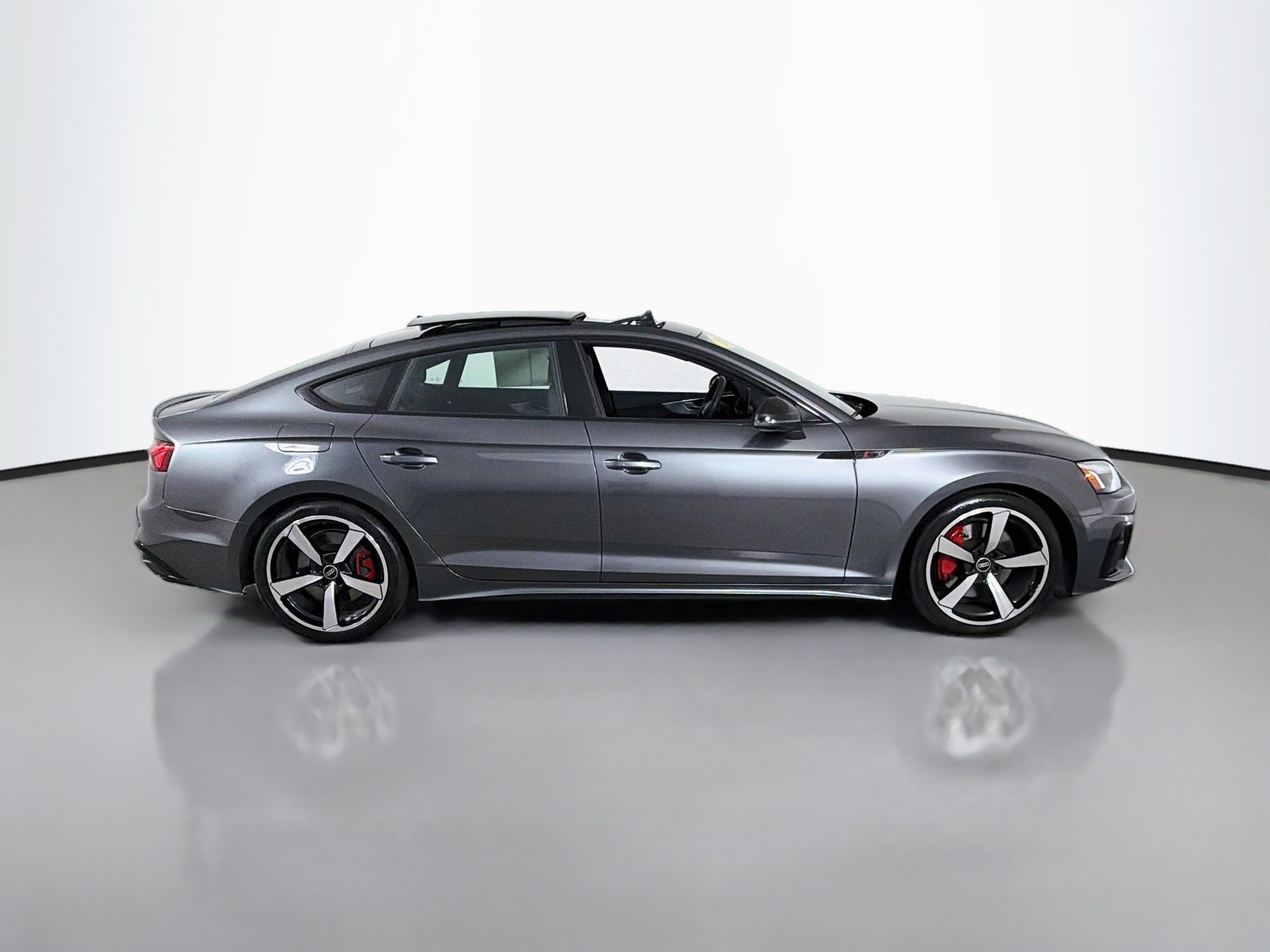 Used 2024 Daytona Gray Pearl Effect Audi S line Premium Plus image 8
