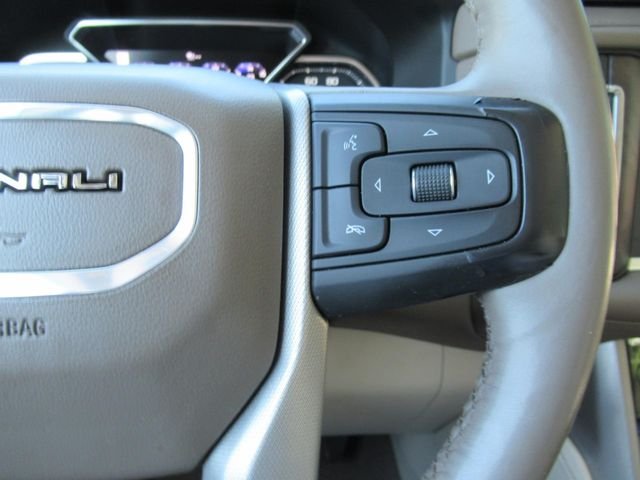 Used 2021 Beige GMC Denali image 28