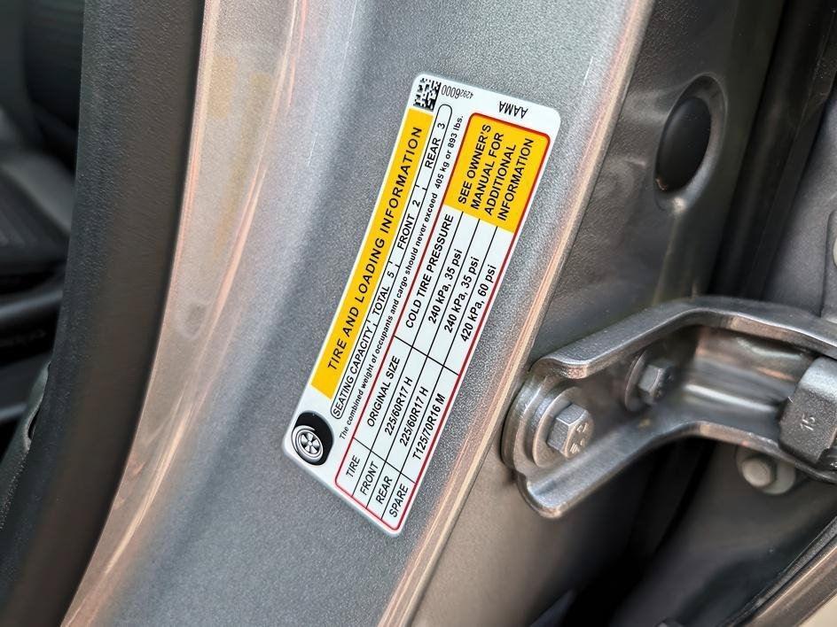 Used 2025 Sterling Gray Metallic Chevrolet LT image 31