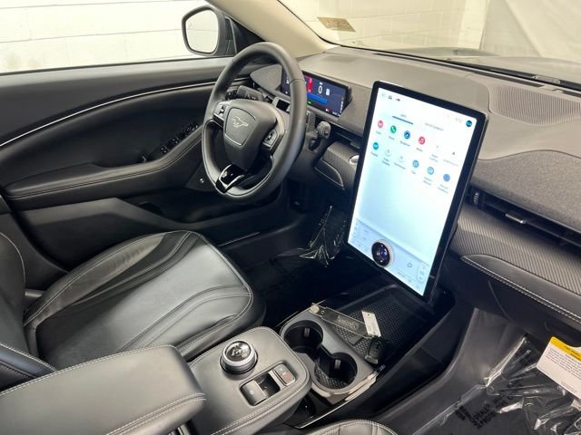 Used 2023 Black Ford Premium image 22