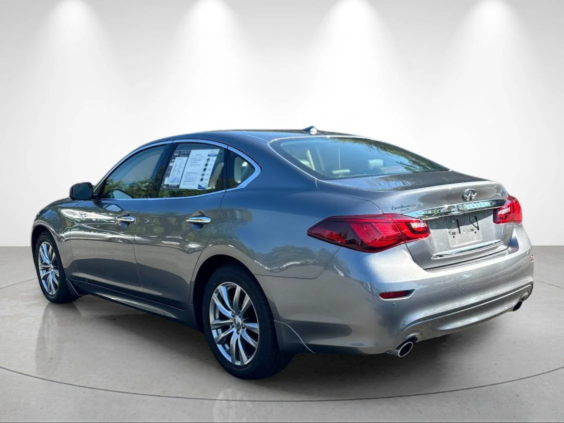 Used 2015 Graphite Shadow INFINITI 3.7 image 3