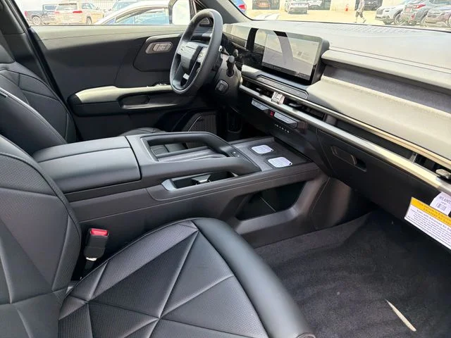 New 2027 Gray Kia SX image 21