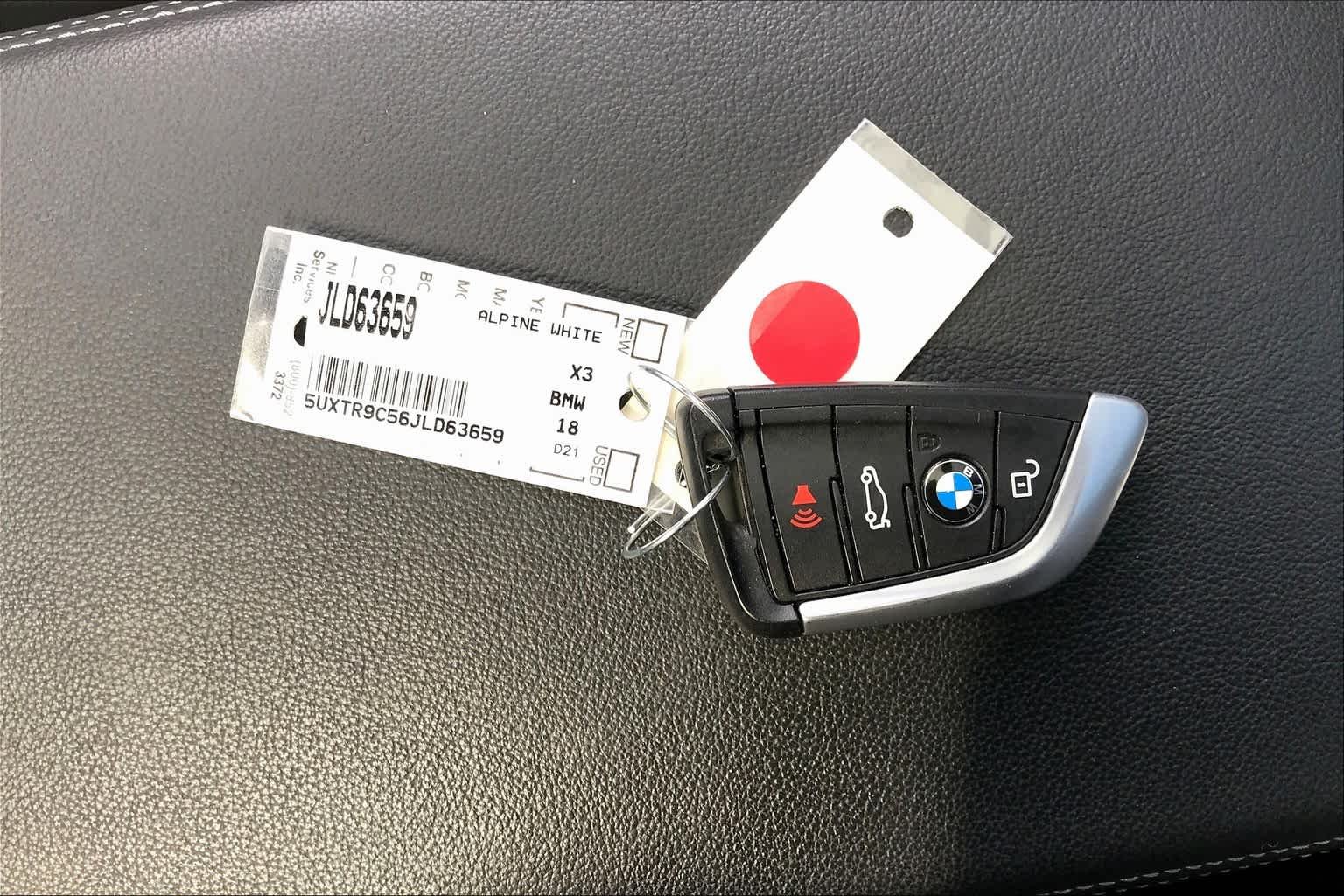 Used 2018 Mineral White Metallic BMW xDrive30i image 14