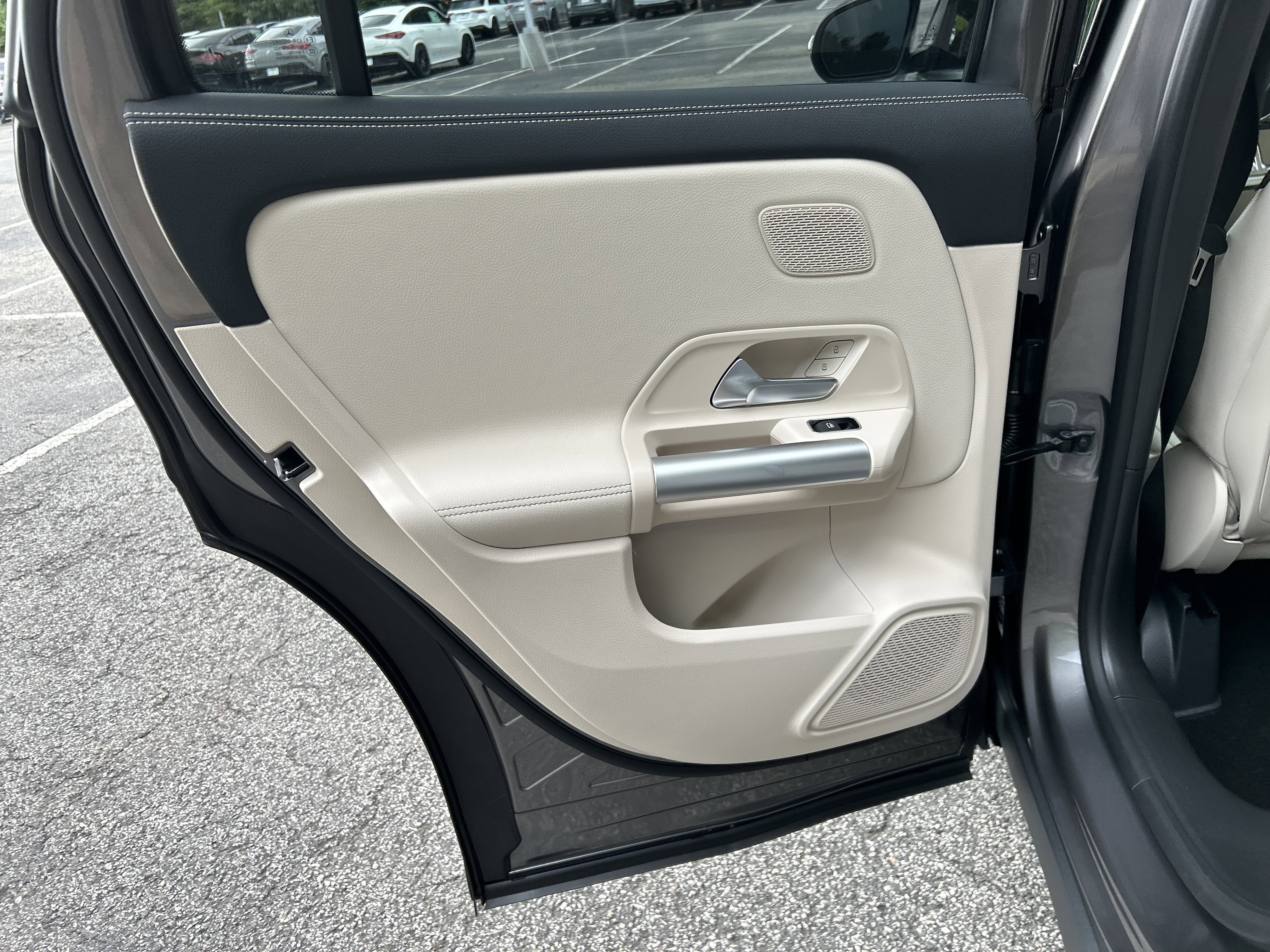 New 2026 Mountain Grey Metallic Mercedes-Benz GLA 250 SUV image 34
