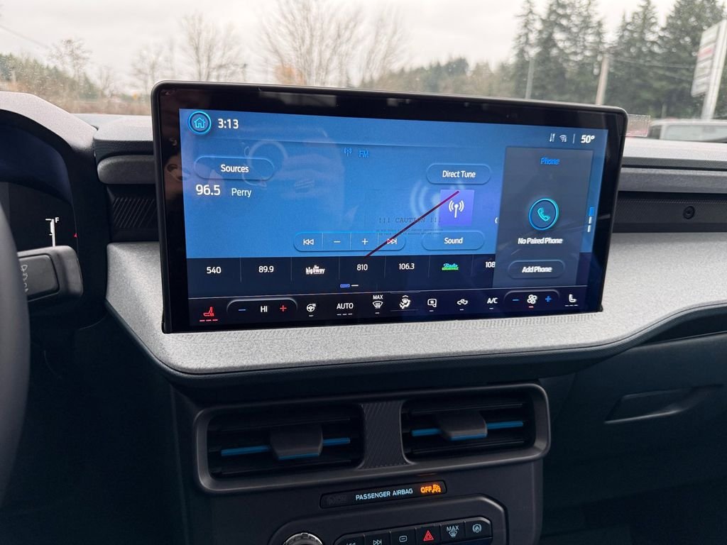 New 2025 White Ford XLT image 21