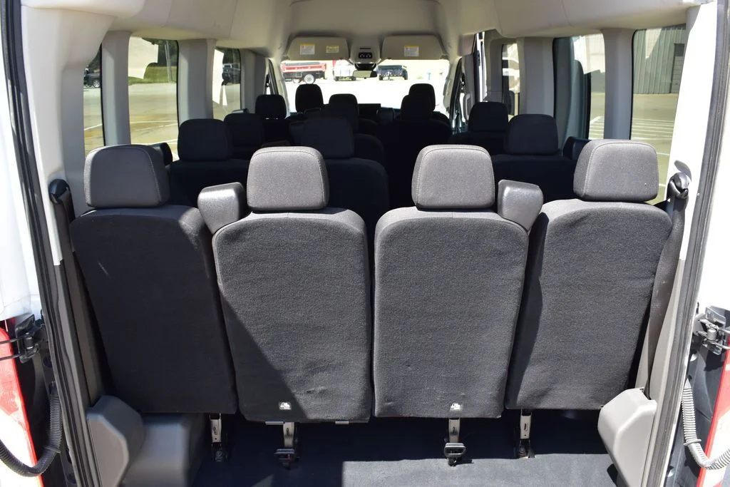 Used 2023 Oxford White Ford XLT image 19