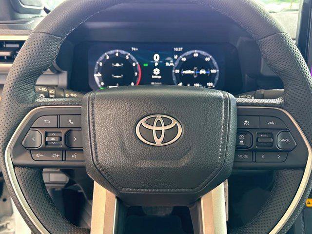 Used 2025 White Toyota  image 69