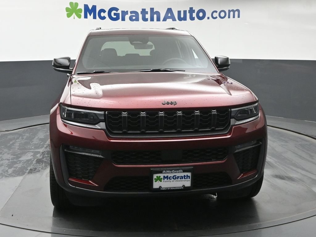 New 2026 Velvet Red Pearl-Coat Exterior Paint Jeep Limited image 5