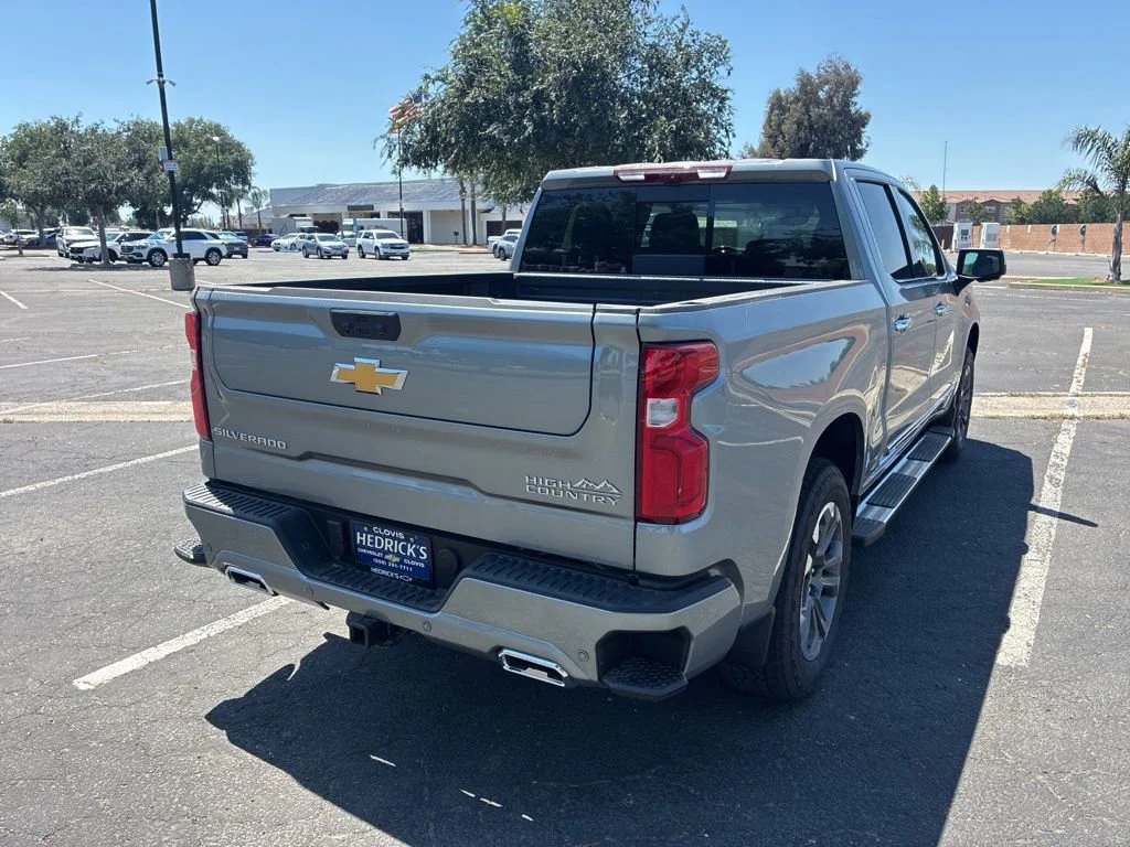 2026 Chevrolet Silverado 1500 High Country - Photo 3