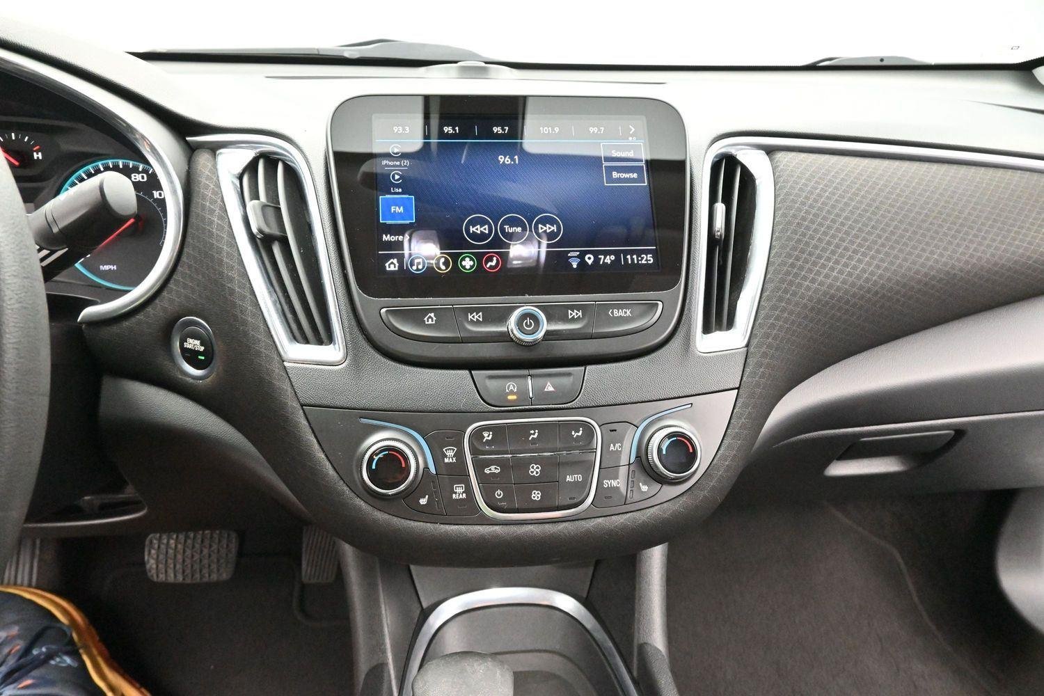 Used 2021 SILVER ICE METALLIC Chevrolet LT image 21