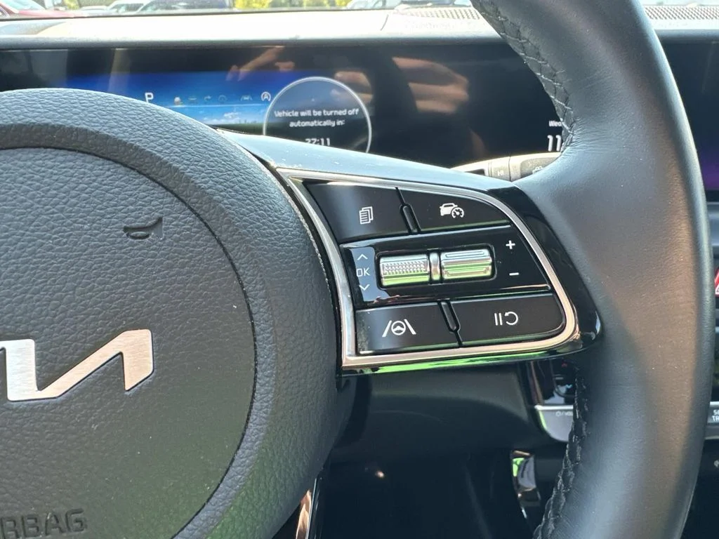 Used 2024 Blue Kia EX image 17