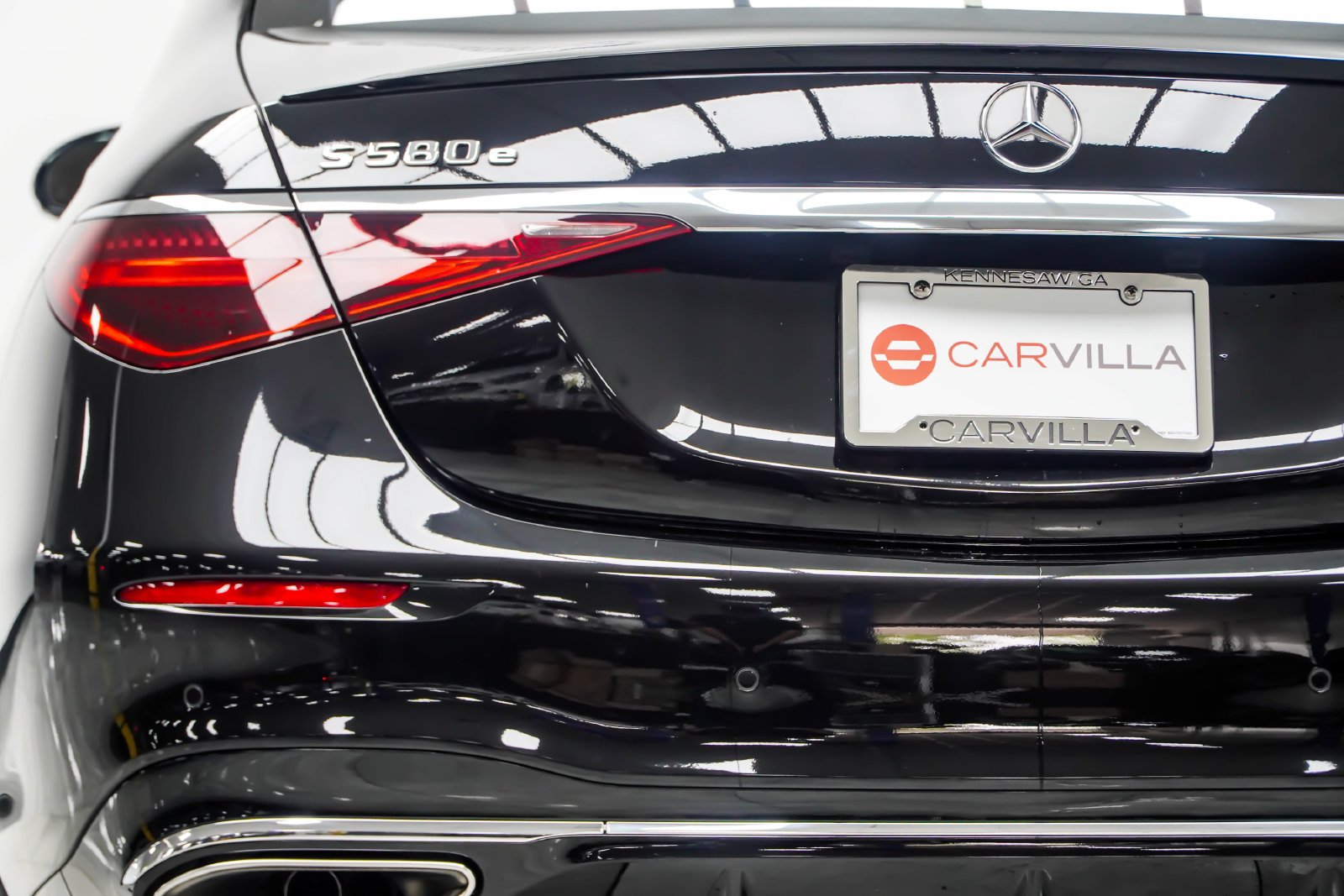 Used 2024 Black Mercedes-Benz S 580e image 18