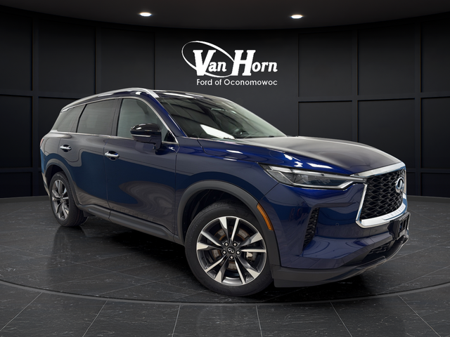 Used 2024 Blue INFINITI LUXE image 1