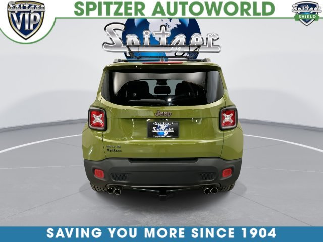Used 2016 Green Jeep Latitude image 11