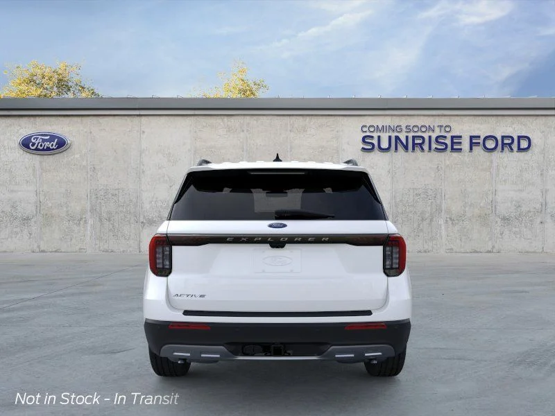 New 2026 Star White Metallic Tri-Coat Ford Active image 5
