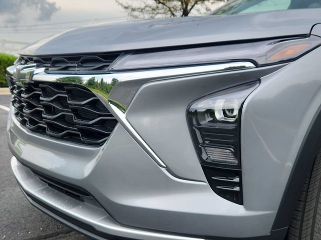 New 2026 Sterling Gray Metallic Chevrolet LT image 10