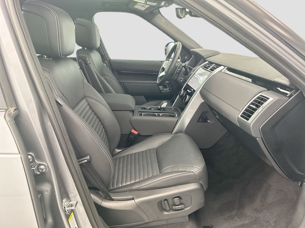 2025 Land Rover Discovery S - Photo 19
