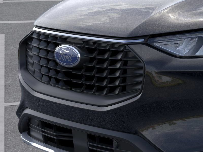 Used 2025 Agate Black Metallic Ford Plug-in Hybrid image 18