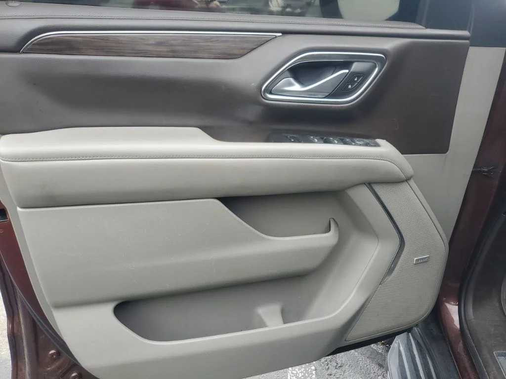 Used 2022 Orange Chevrolet LT image 19